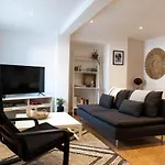 Bower Apartment
